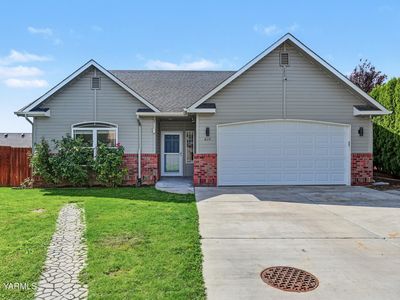 620 Jade Pl