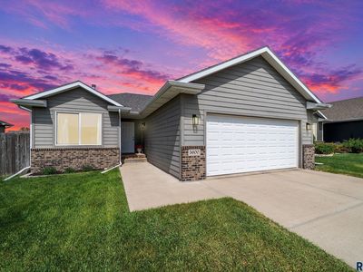 5600 W Oakcrest Dr