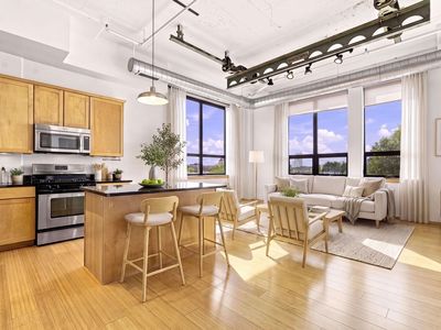 1701 Madison St NE Unit 310