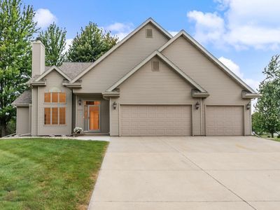 1200 County Road V