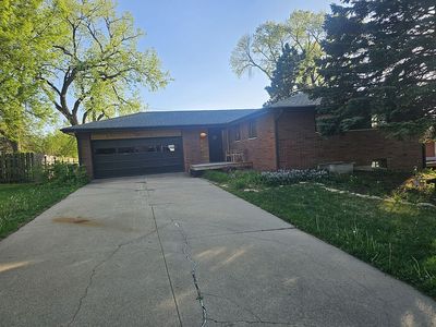 241 Wedgewood Dr