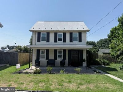 61 W Main St