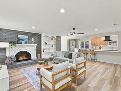 2612 Briarcove Dr