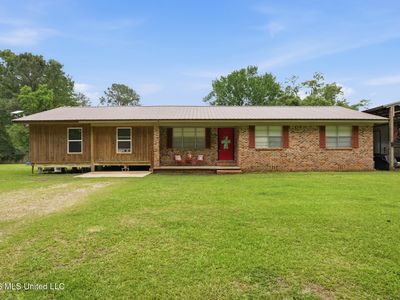 621 Flora Ave