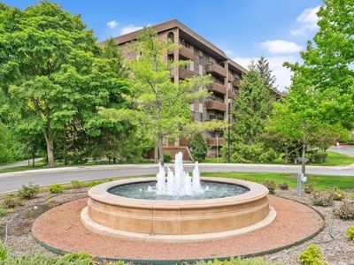 120 Lakeview Dr APT 417