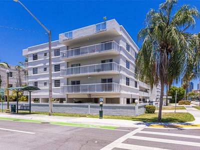 3527 NE 168th St APT 309