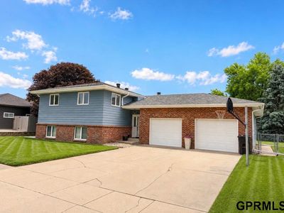 419 S 4th St