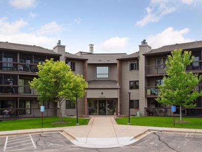 4350 Trenton Ln N APT 204