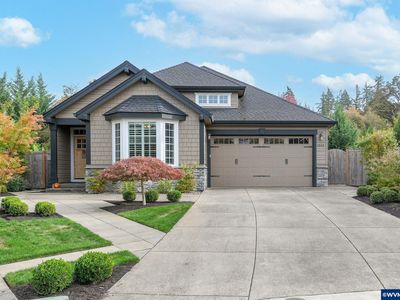 1242 Goldcrest Ave NW