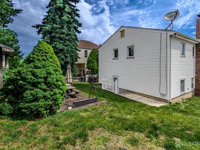 149 Strawberry Hill Ave