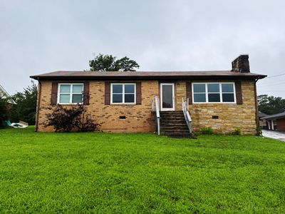 805 Woodland Ave