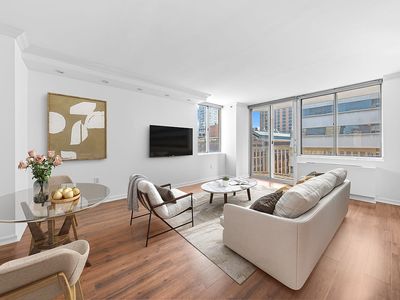 50 Lexington Ave APT 14C