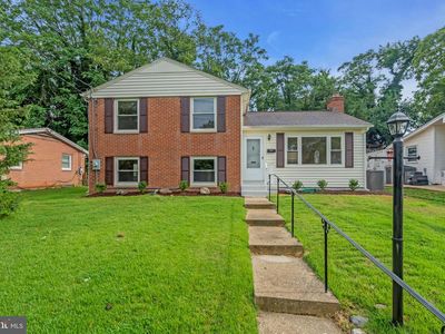 Property at 7536 Abbington Dr, Oxon Hill, MD