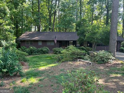 597 Beth Ct SW