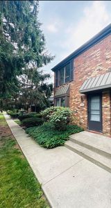 1599 McNaughten Rd