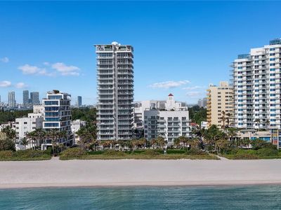 3739 Collins Ave #N-503