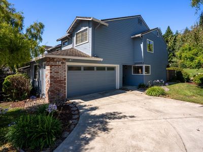 37 Winding Way