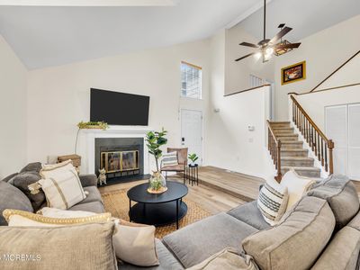 2202 Buckingham Circle