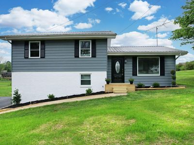 1680 Rolling Brook Dr NE