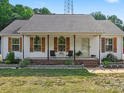 8664 Red Rd
