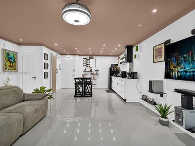 7401 SW 82nd St APT 202S