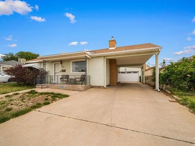 2509 Dahlia Ln