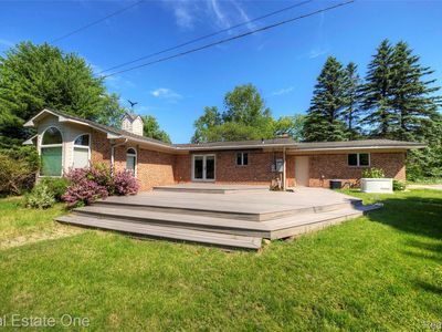 3125 W Commerce Rd