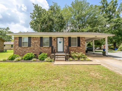 110 Lake Cir