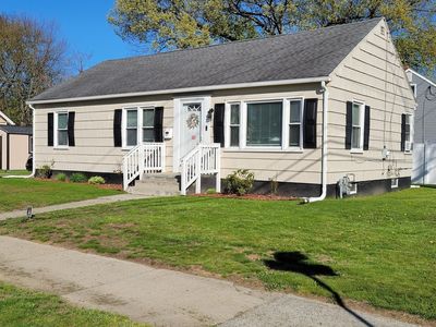 85 Farnsworth St