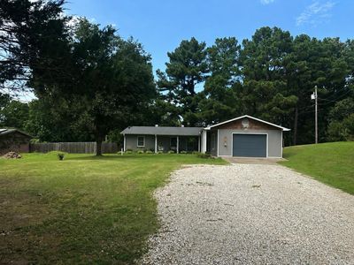 819 E Unity Rd