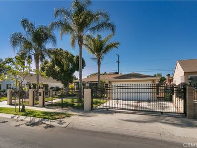 6313 Bluebell Ave