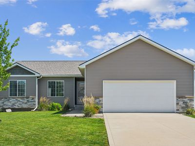 Property at 637 Lincoln St NE, Bondurant, IA