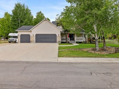 381 N Alpinhof Ln E