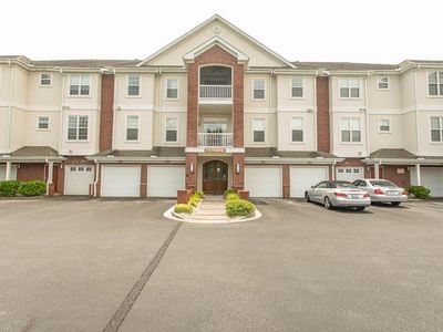 2241 Waterview Dr. #315