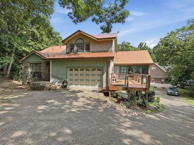 494 Forest Dr