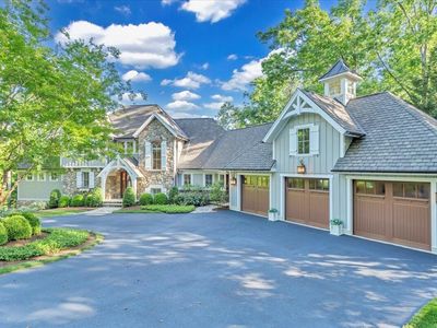 549 Island Pointe Ln