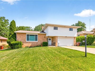 Property at 5040 Sandy Hook Dr, Parma, OH