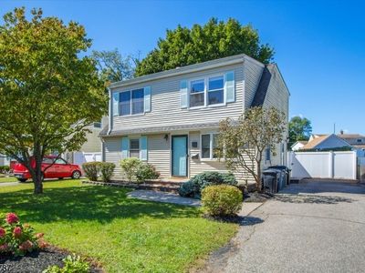 73 Burnside Pl