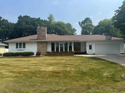 2703 GLEN DRIVE