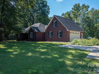 2150 Fox Creek Trl
