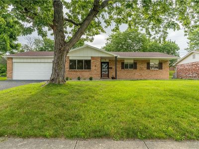 Property at 861 Kenbrook Dr, Vandalia, OH