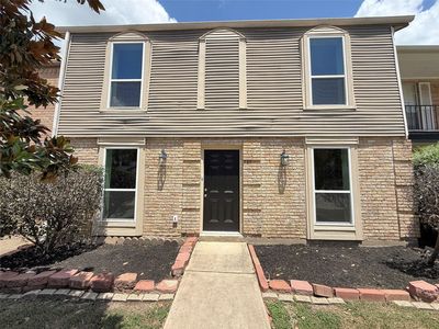 790 Thicket Ln