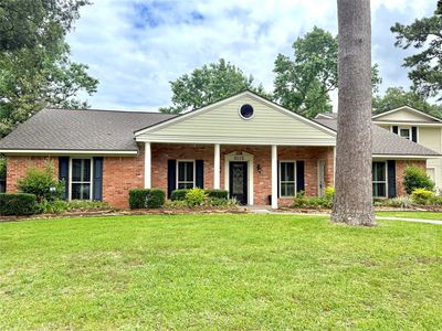 6115 Bermuda Dunes Dr