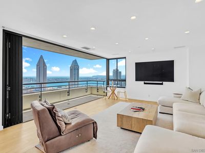 700 Front St UNIT 1805