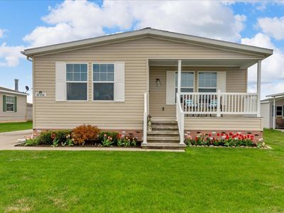 Property at 37112 Grindstone Trl, Lenox, MI