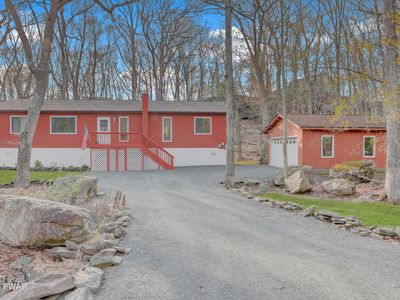 Property at 208 Comstock Dr, Hawley, PA