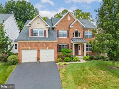 4946 Eleanor Dr