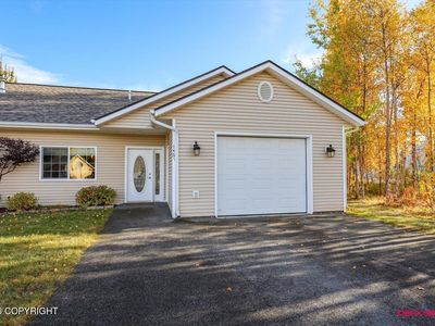 1467 S Center Point Dr