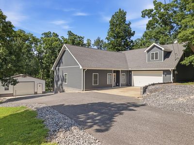 124 Hickory Hill Ln