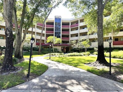 3076 Eastland Blvd Unit 203